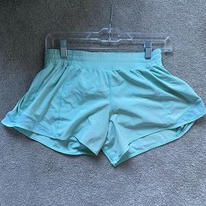 Lulu lemon Hotty hot short 4 inch